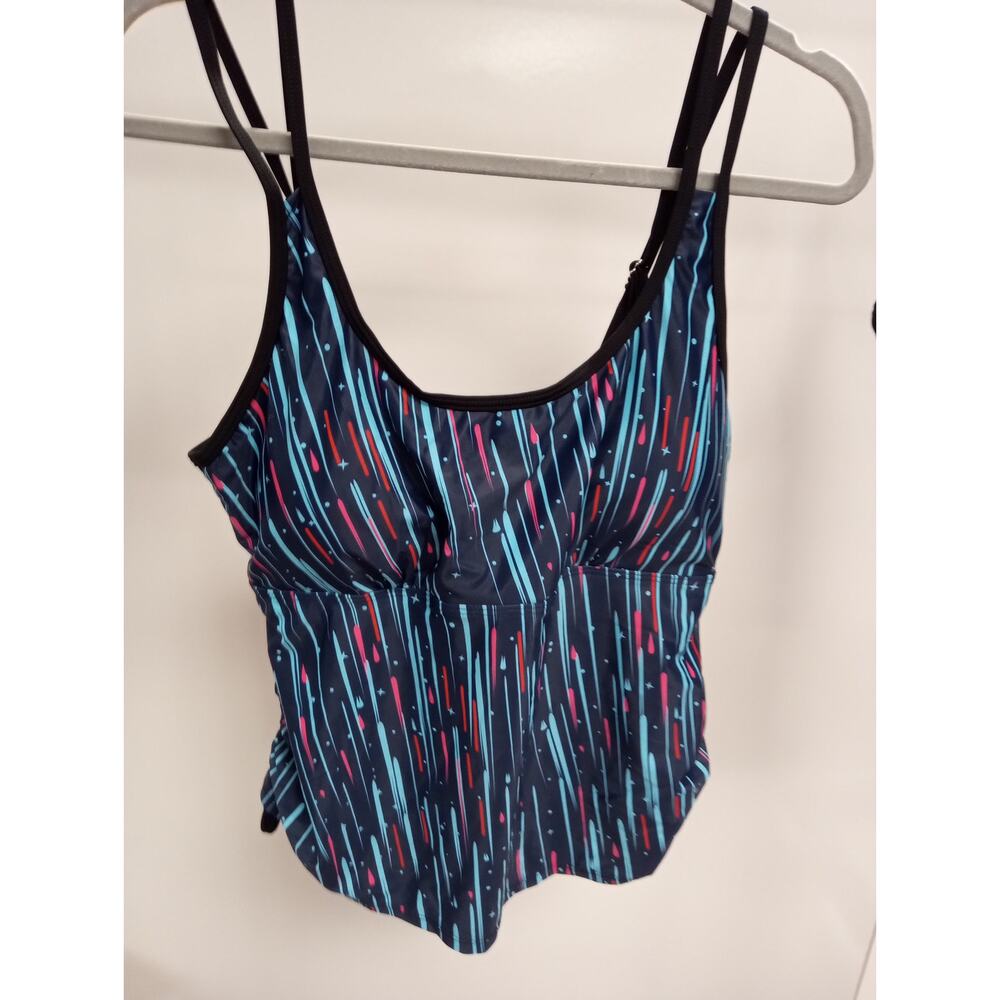 NWOT 2 PC Tankini Size XL Navy Blue Lt Blue and Red  0279